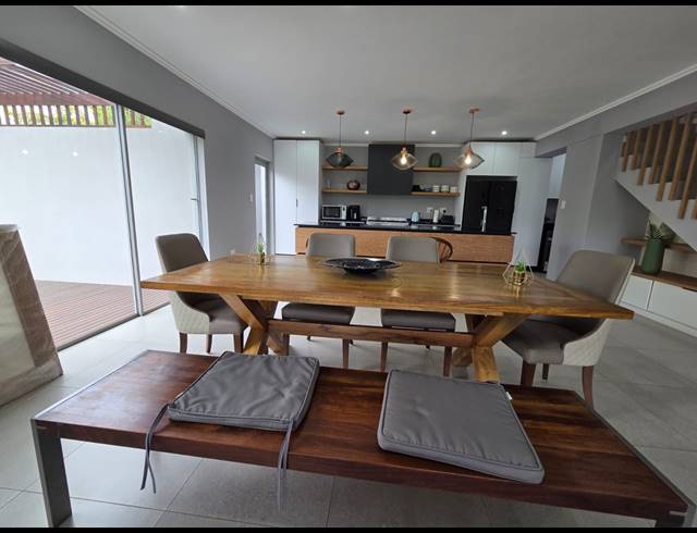 3 BEDROOM HOUSE FOR SALE IN PALM LAKES ESTATE